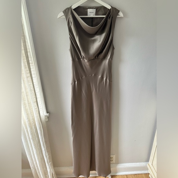 Reformation Olive Maxi Dress - Picture 3 of 8